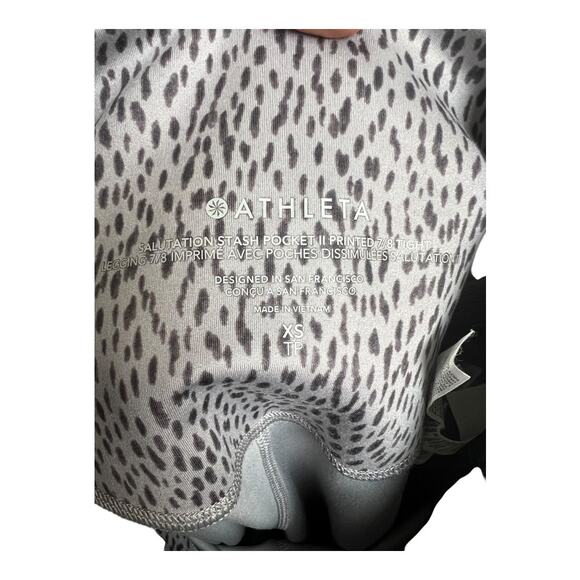 Athleta Salutation Stash Pocket II Printed 7/8 Tight Leggings XS Workout Gym - Picture 5 of 6